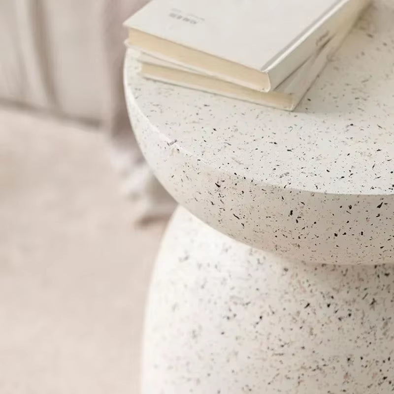 Creative Side Table Small Cream Wind Sofa Table Art Coffee Stand for Living Room Modern Balcony Storage Table