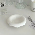 Nordic Flavor Ceramic Small Dish, Cute Small Dish with Heart Shaped Flowers for Home Use Snack Dip Seasoning Small Dish